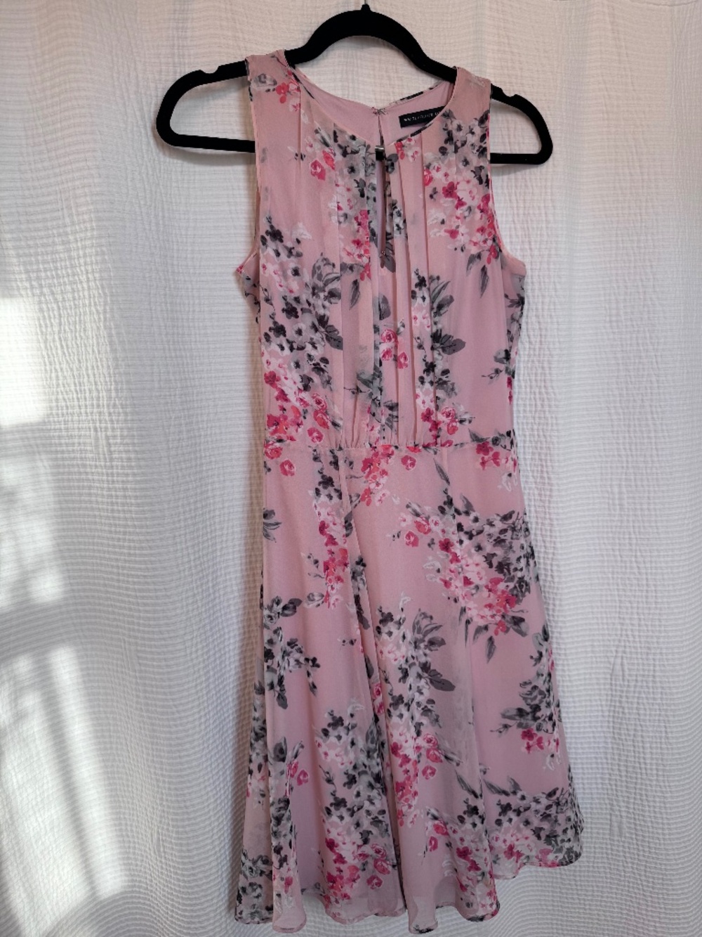 White House Black Market Pink Floral Dress